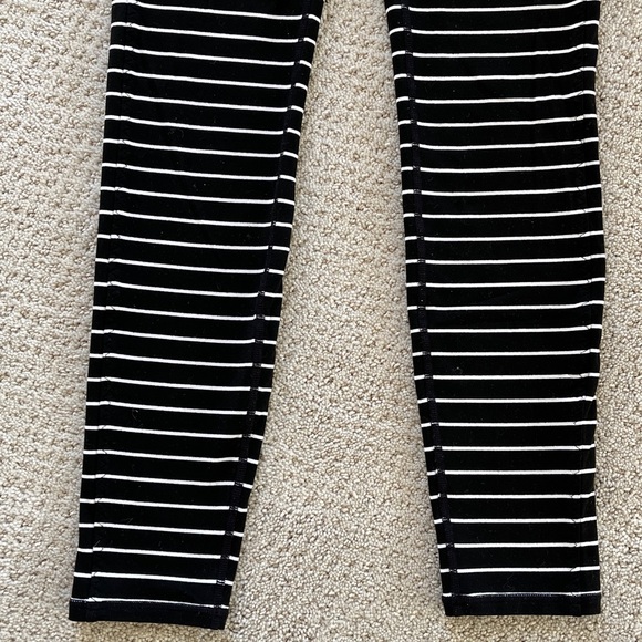 Athleta Leggings Black and White Striped full length pants yoga - Picture 3 of 9